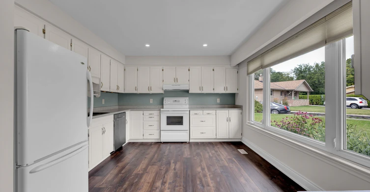 Main-397 Brentwood Avenue, Oshawa, ON, L1G 2S7 - 7