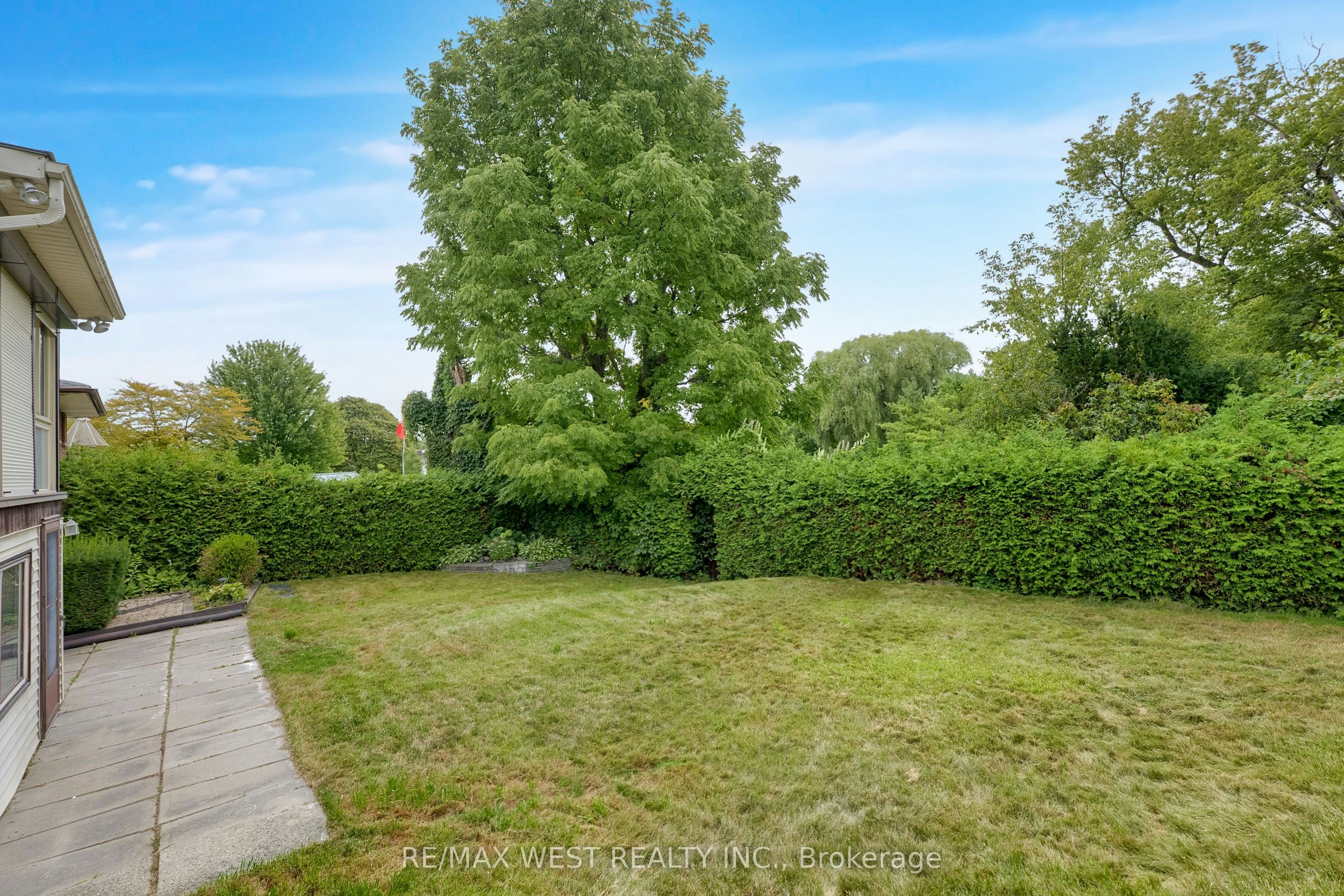 Main-397 Brentwood Avenue, Oshawa, ON, L1G 2S7 - 35