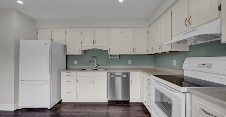 Main-397 Brentwood Avenue, Oshawa, ON, L1G 2S7 - 9