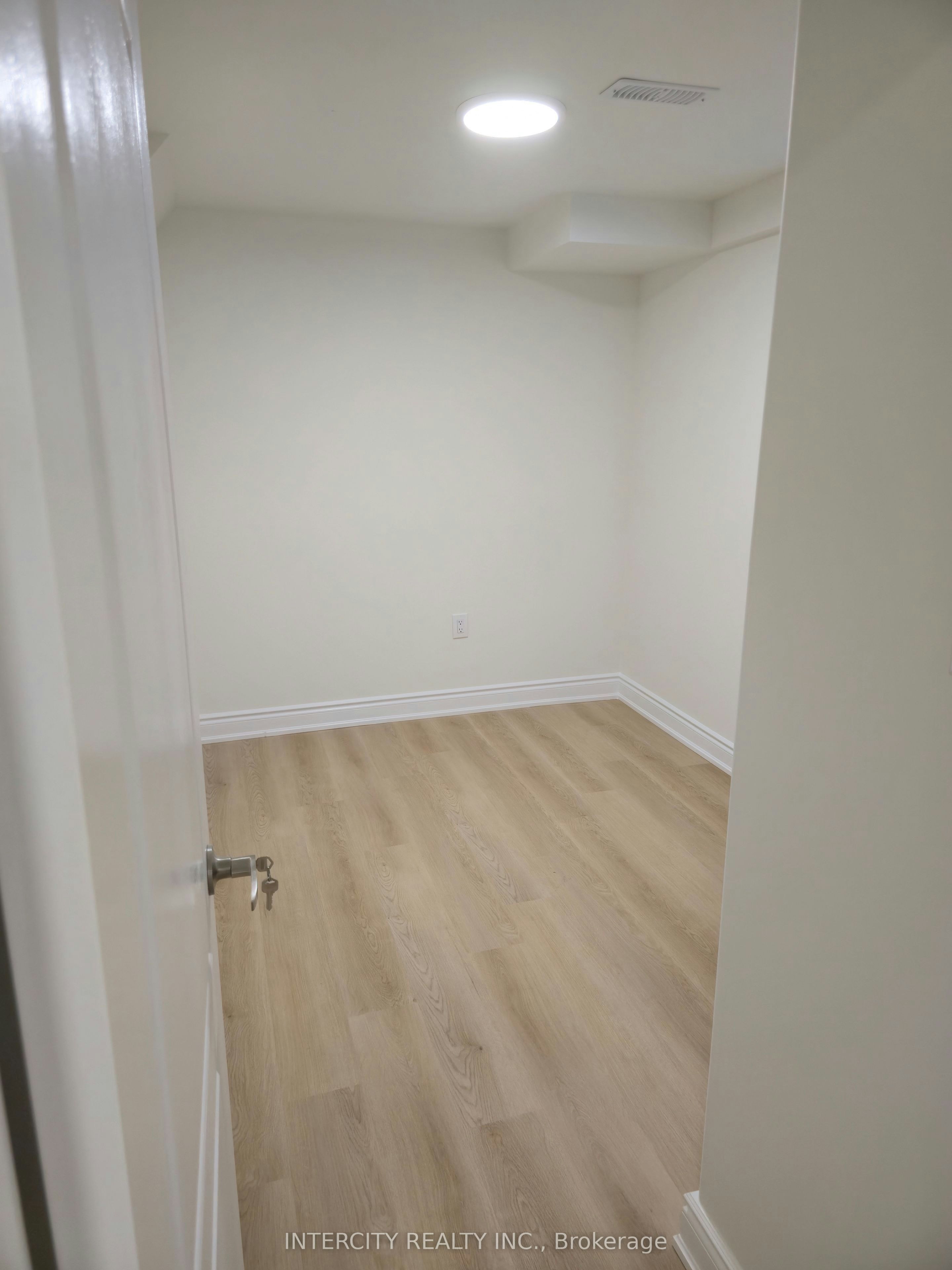 Basement-3116 Sideline 16 Road, Pickering, ON, L1X 0K6 - 4