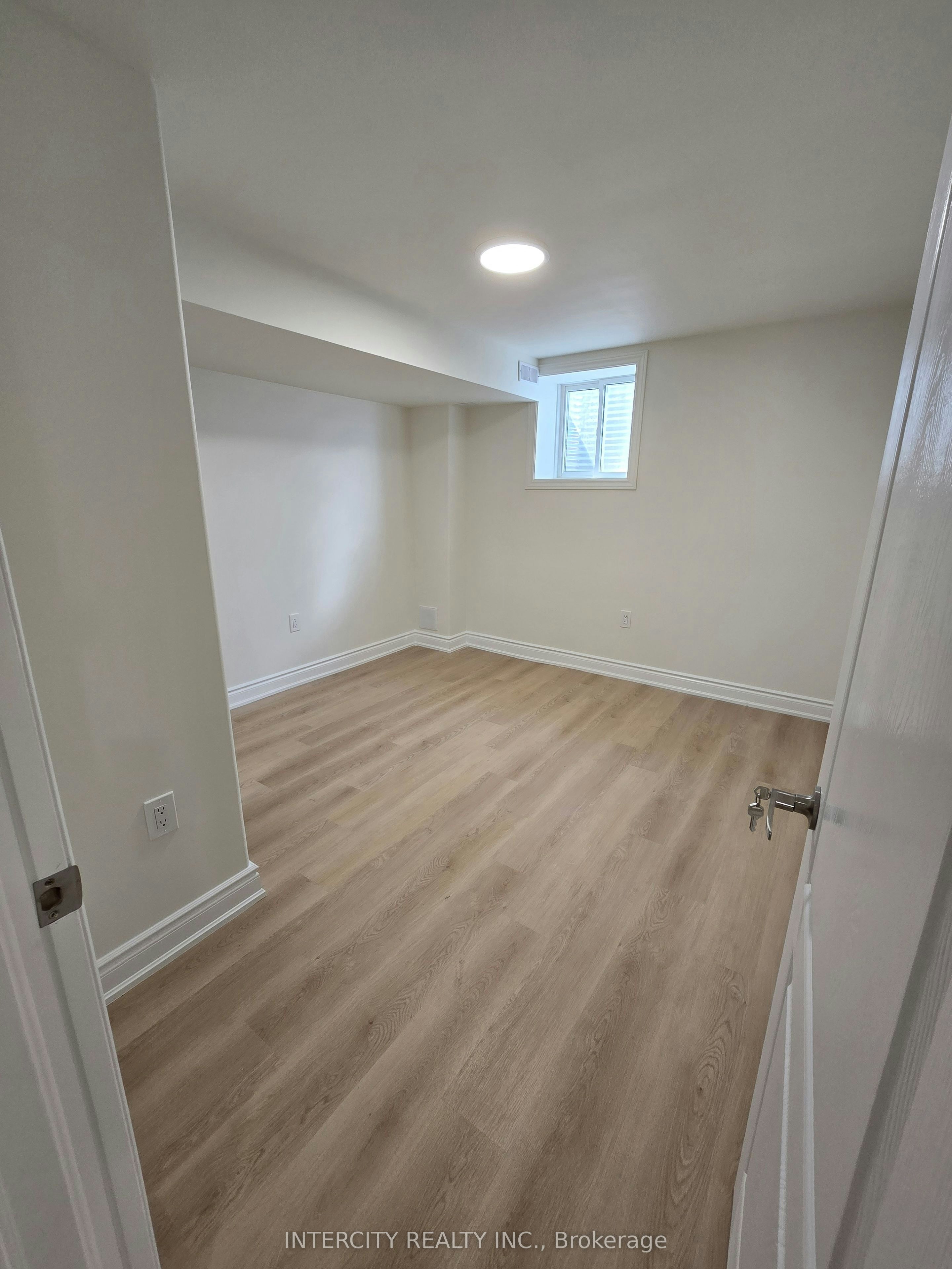 Basement-3116 Sideline 16 Road, Pickering, ON, L1X 0K6 - 5