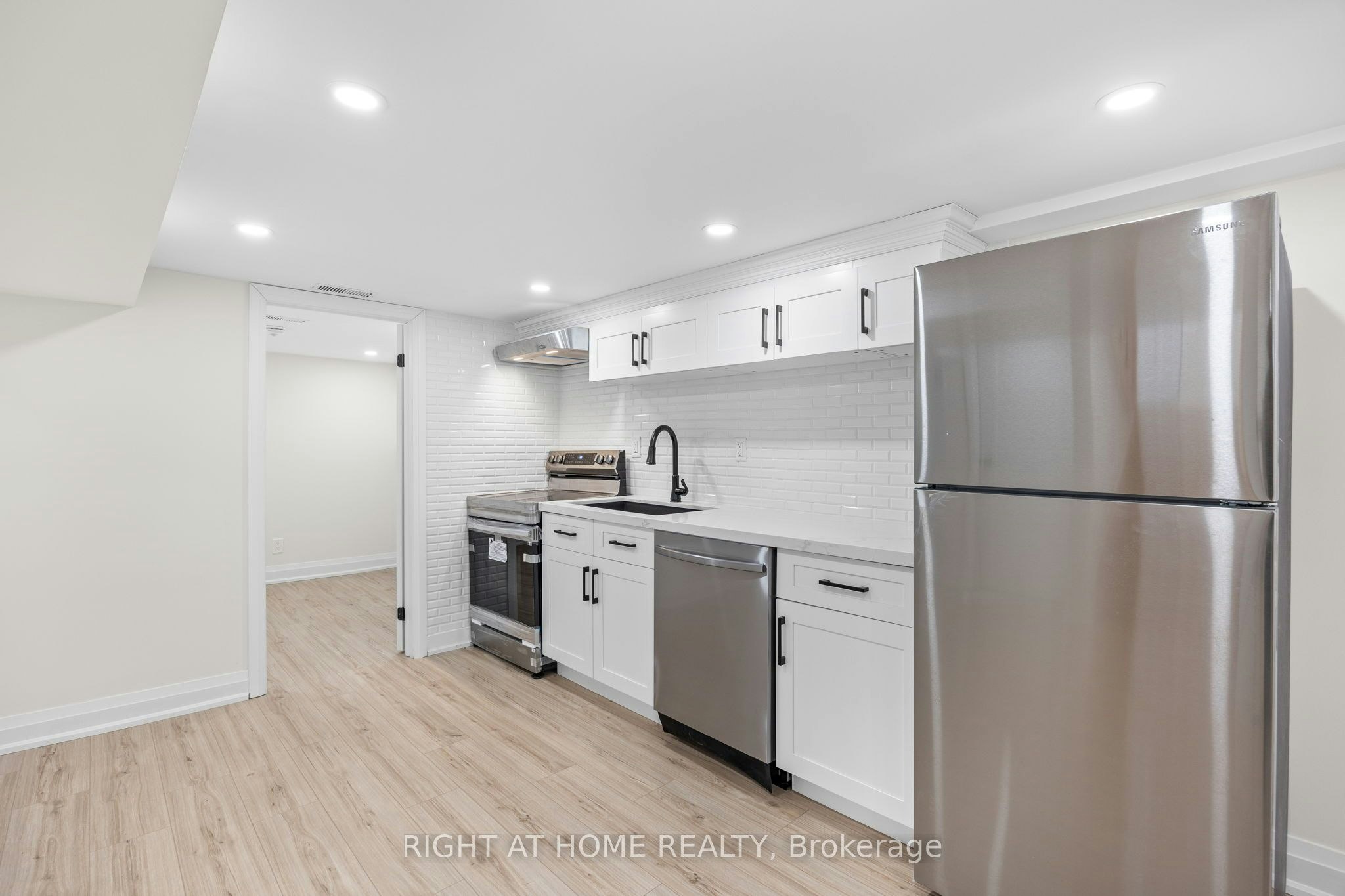 Basement-961 Victoria Park Avenue, Toronto, ON, M4B 2J4 - 2