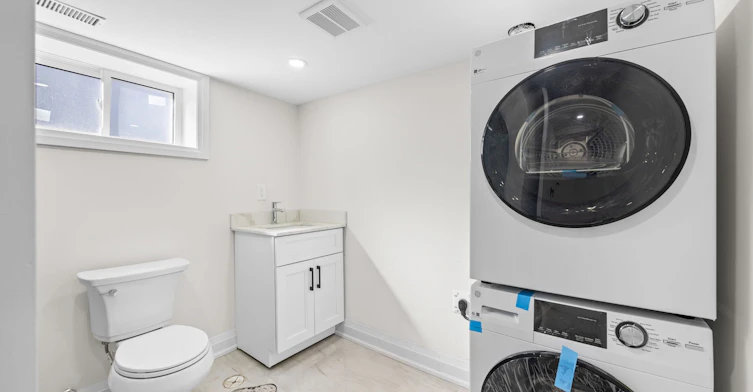 Basement-961 Victoria Park Avenue, Toronto, ON, M4B 2J4 - 9