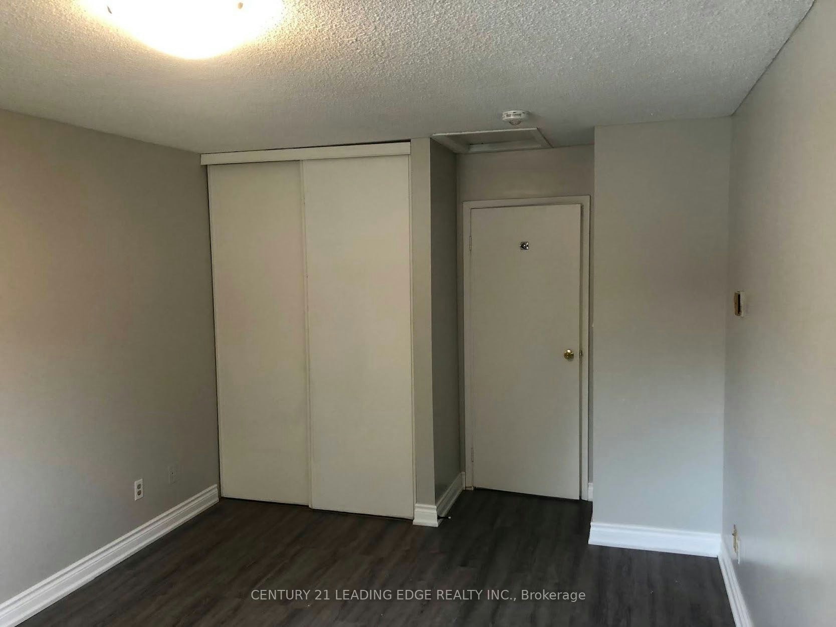 1-699 Attersley Drive, Oshawa, ON, L1K 1P9 - 8