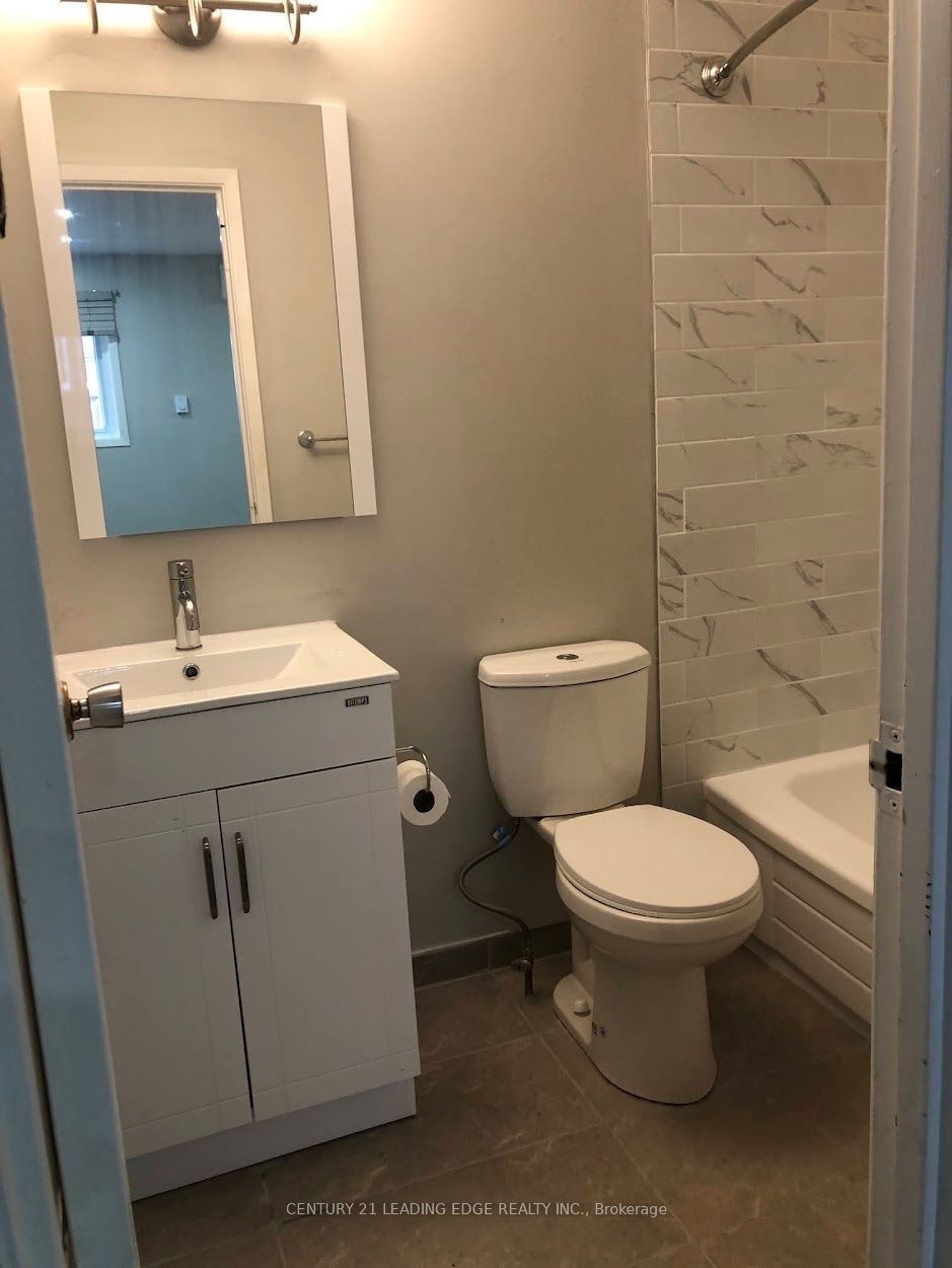 1-699 Attersley Drive, Oshawa, ON, L1K 1P9 - 9