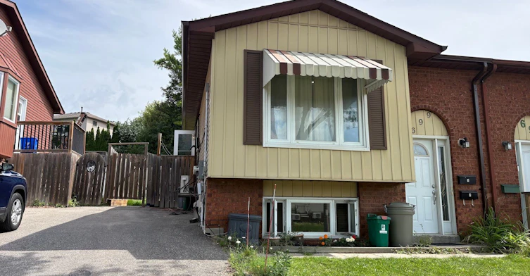 1-699 Attersley Drive, Oshawa, ON, L1K 1P9