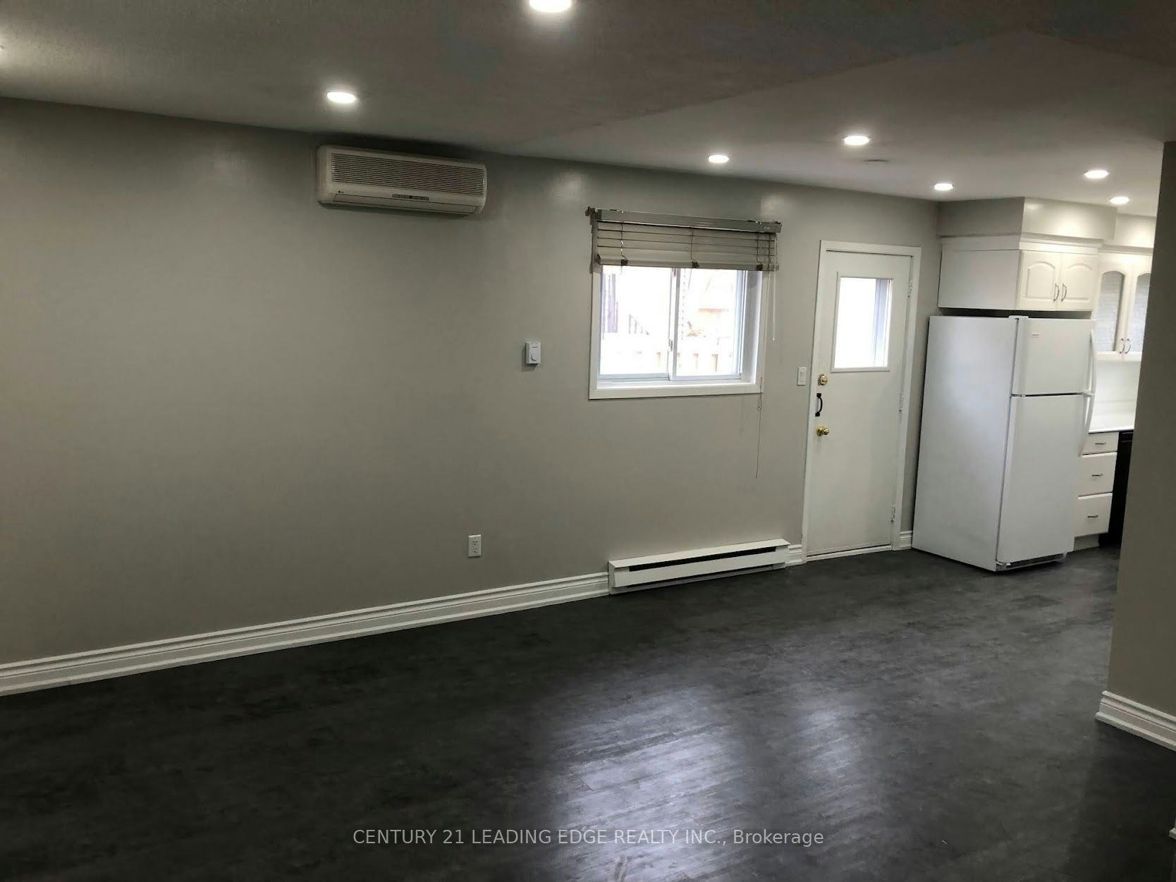 1-699 Attersley Drive, Oshawa, ON, L1K 1P9 - 2