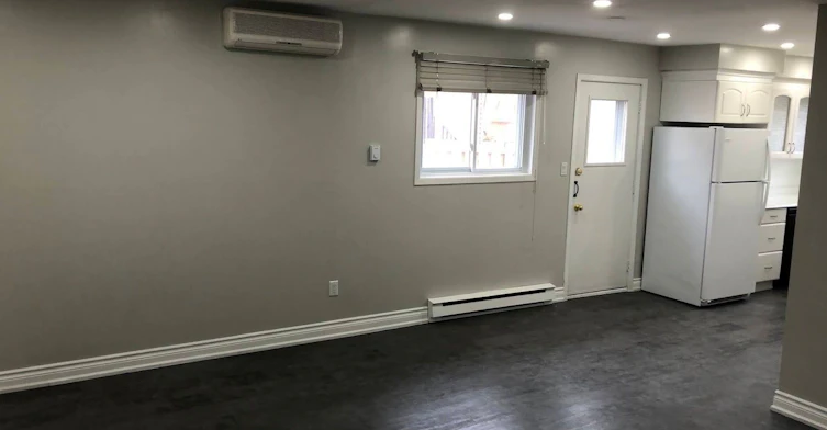 1-699 Attersley Drive, Oshawa, ON, L1K 1P9 - 2