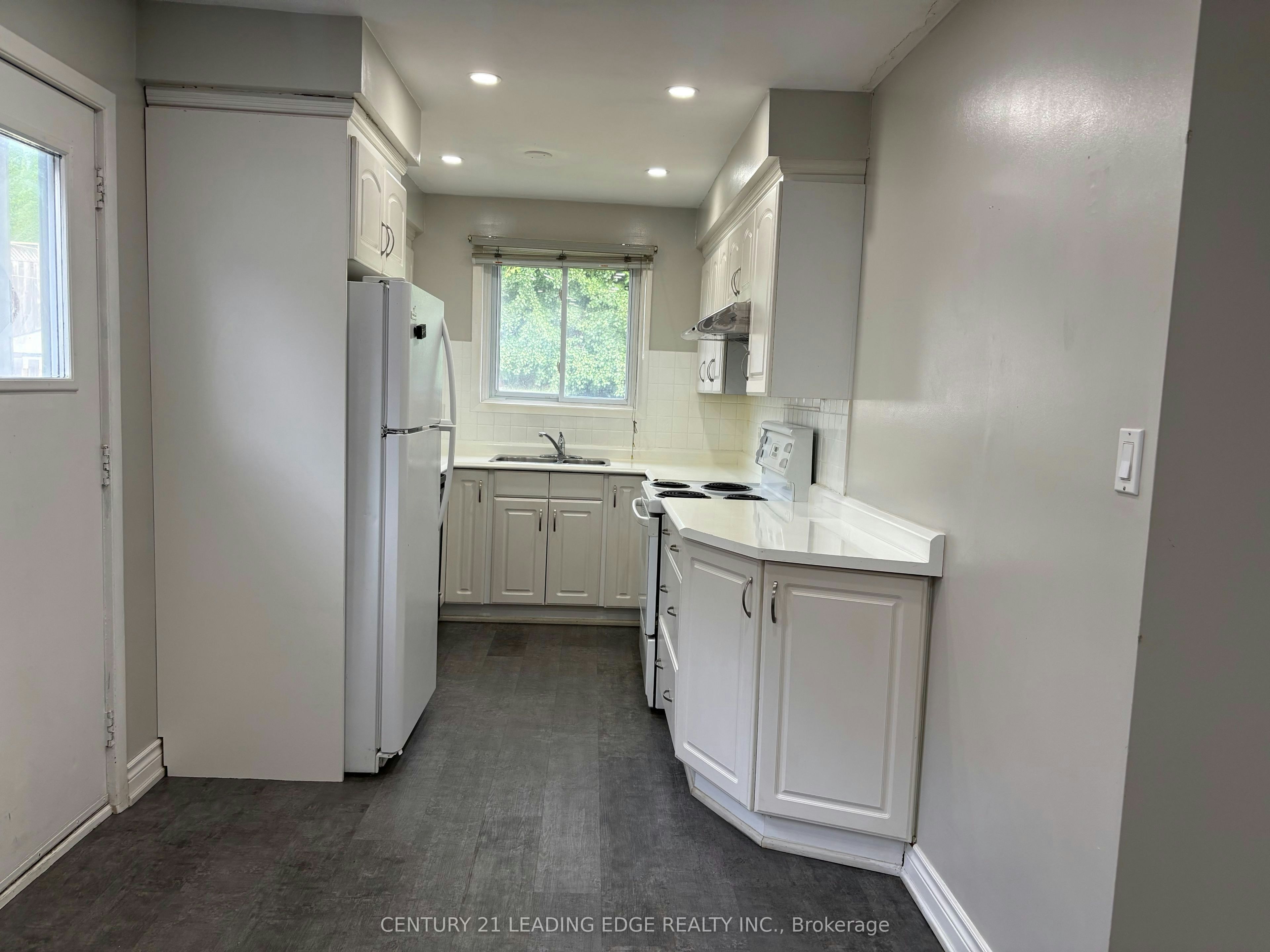 1-699 Attersley Drive, Oshawa, ON, L1K 1P9 - 14