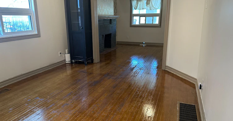 18 Phillip Avenue, Toronto, ON, M1N 3P9 - 6