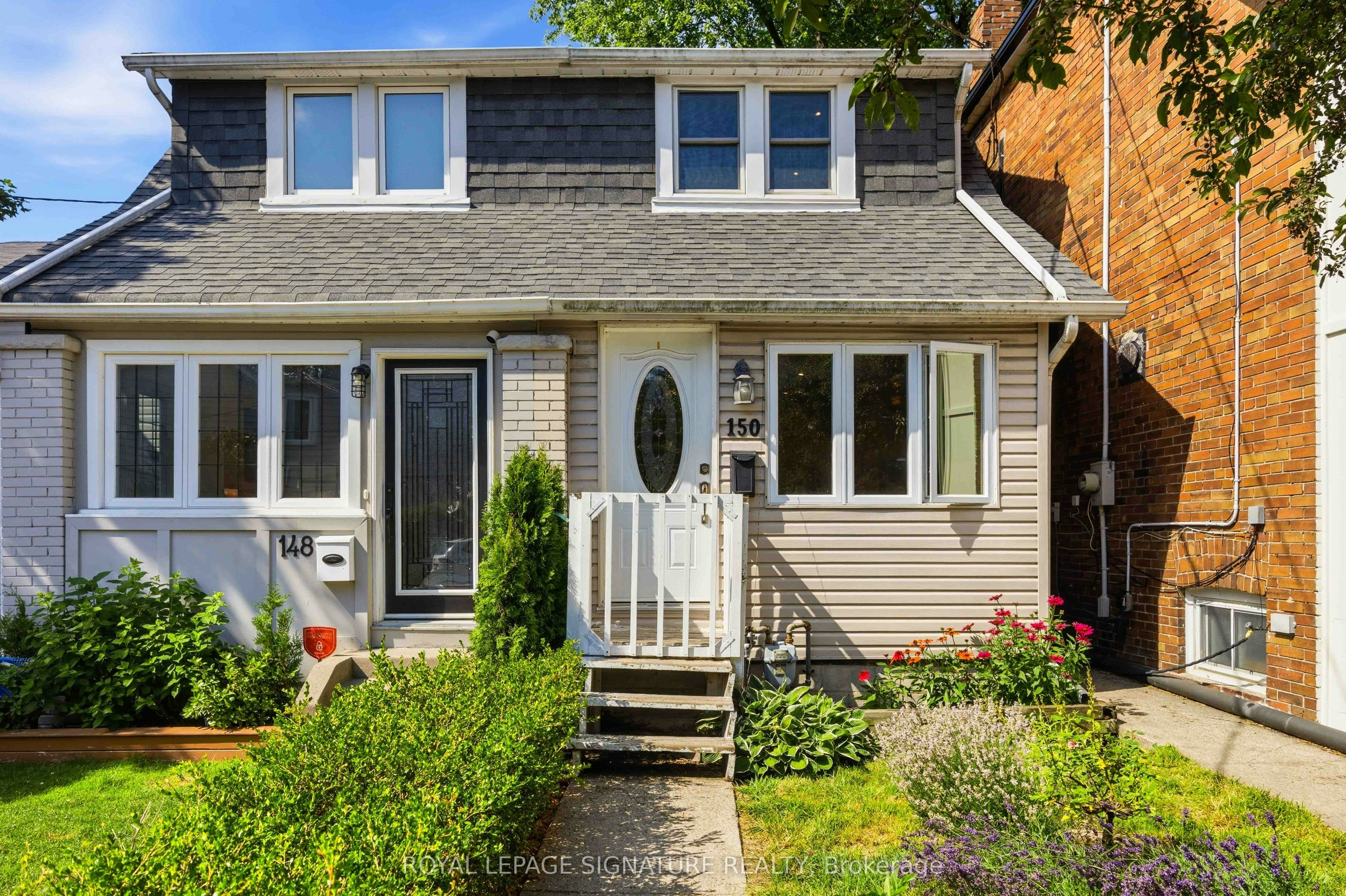 150 Elmer Avenue, Toronto, ON, M4L 3S1