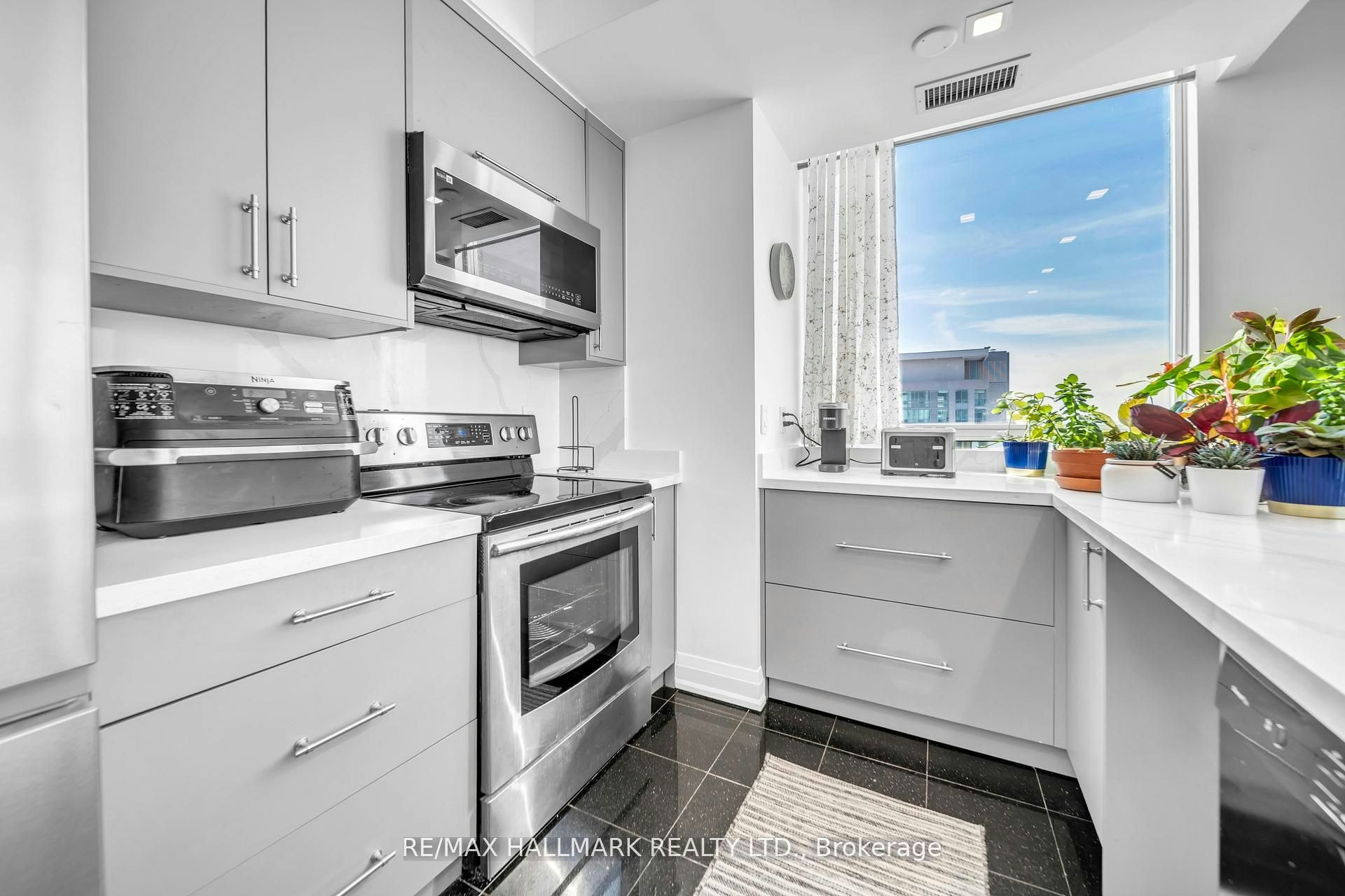PH 3703-60 Brian Harrison Way, Toronto, ON, M1P 5J5 - 9