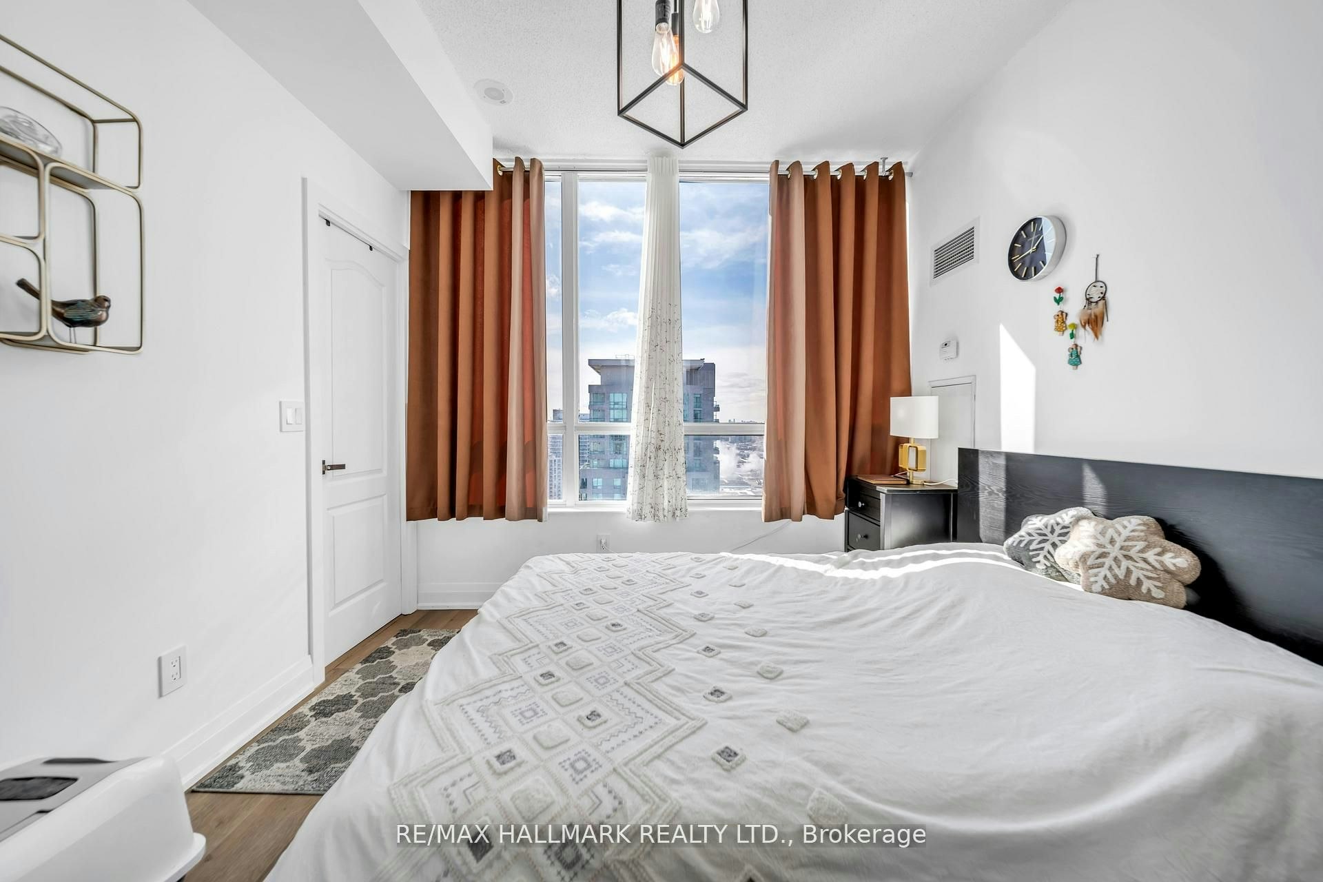 PH 3703-60 Brian Harrison Way, Toronto, ON, M1P 5J5 - 37