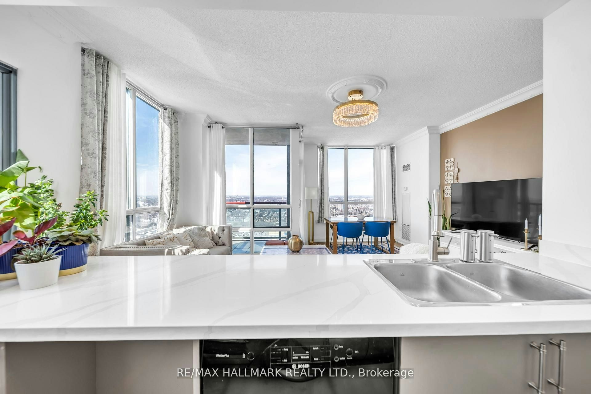 PH 3703-60 Brian Harrison Way, Toronto, ON, M1P 5J5 - 11
