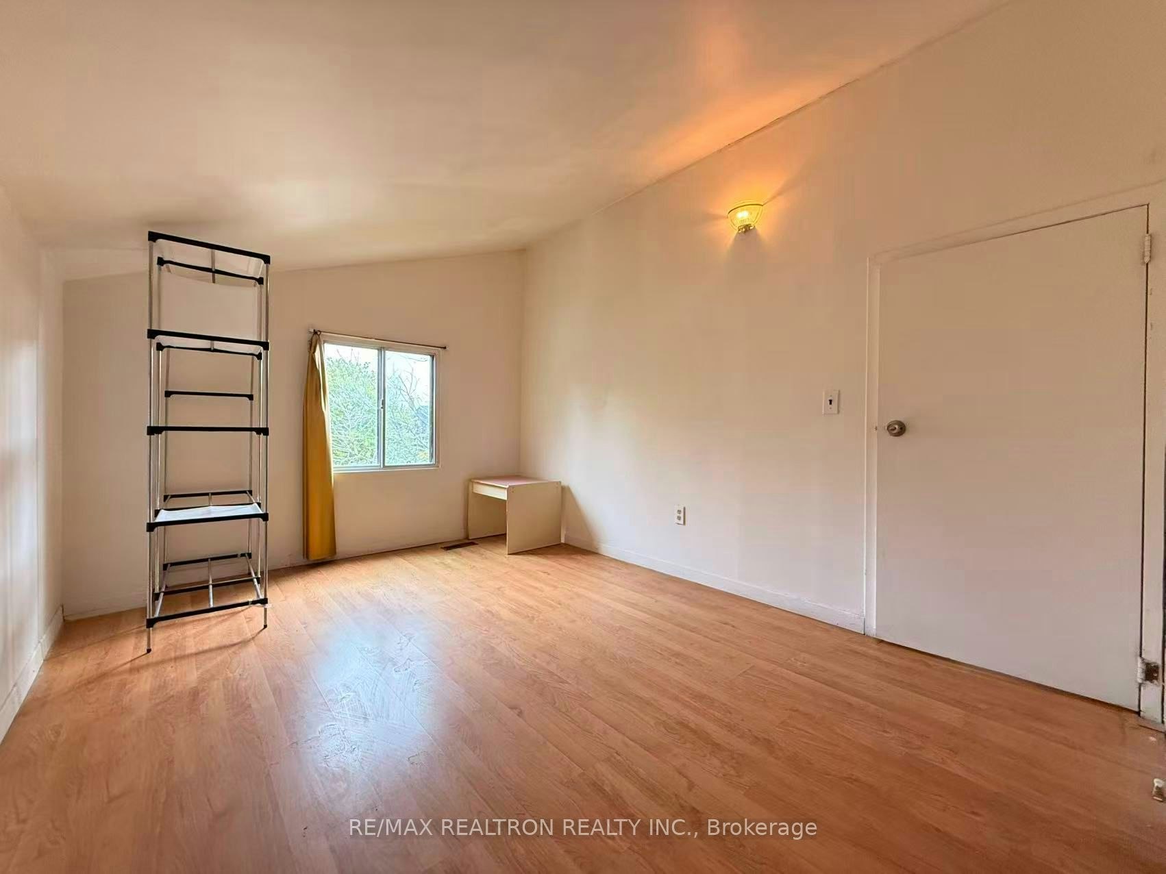 Upper-2 Plum Brook Crescent, Toronto, ON, M1S 3Z8 - 21