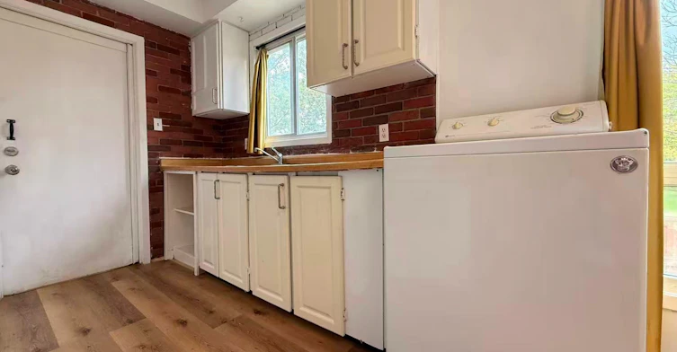 Upper-2 Plum Brook Crescent, Toronto, ON, M1S 3Z8 - 4