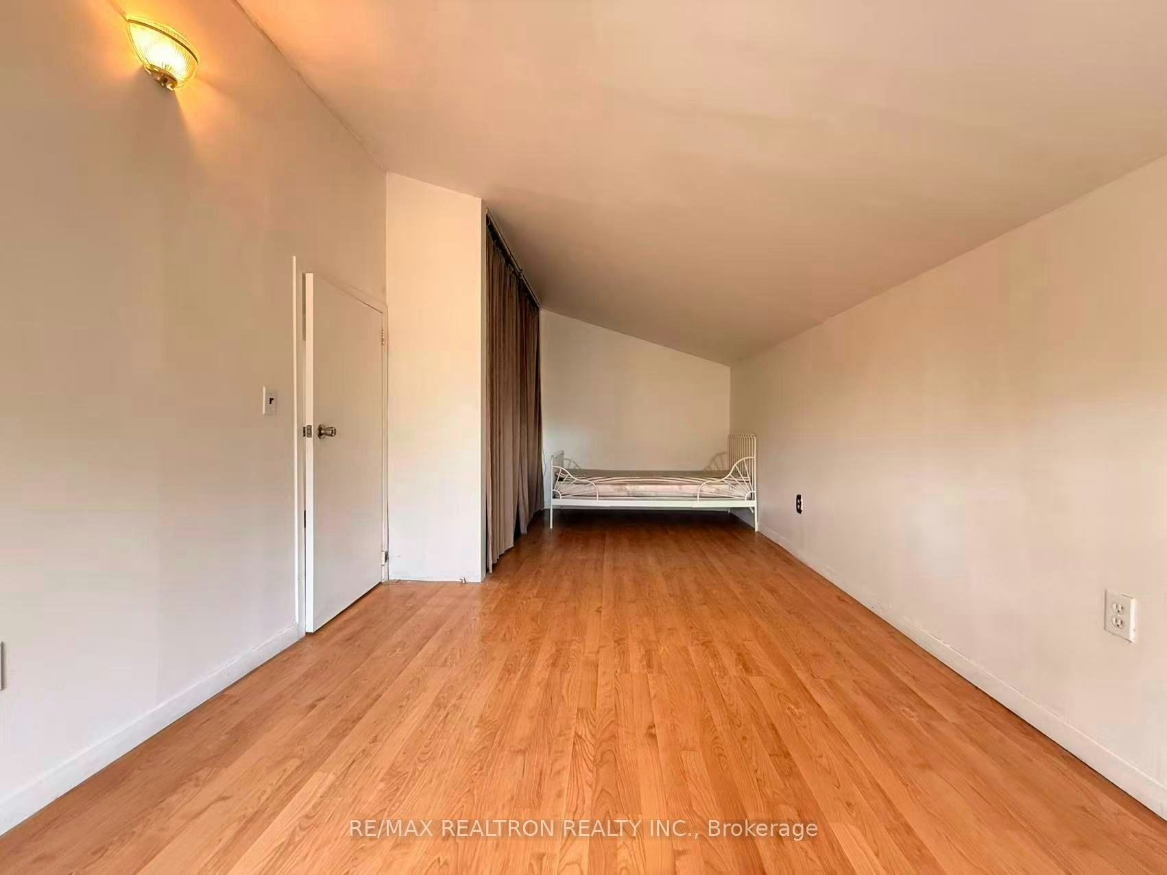 Upper-2 Plum Brook Crescent, Toronto, ON, M1S 3Z8 - 19
