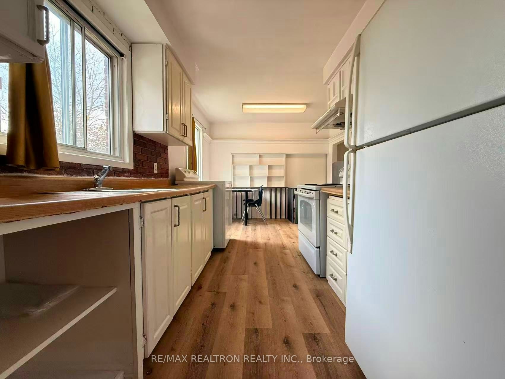 Upper-2 Plum Brook Crescent, Toronto, ON, M1S 3Z8 - 2