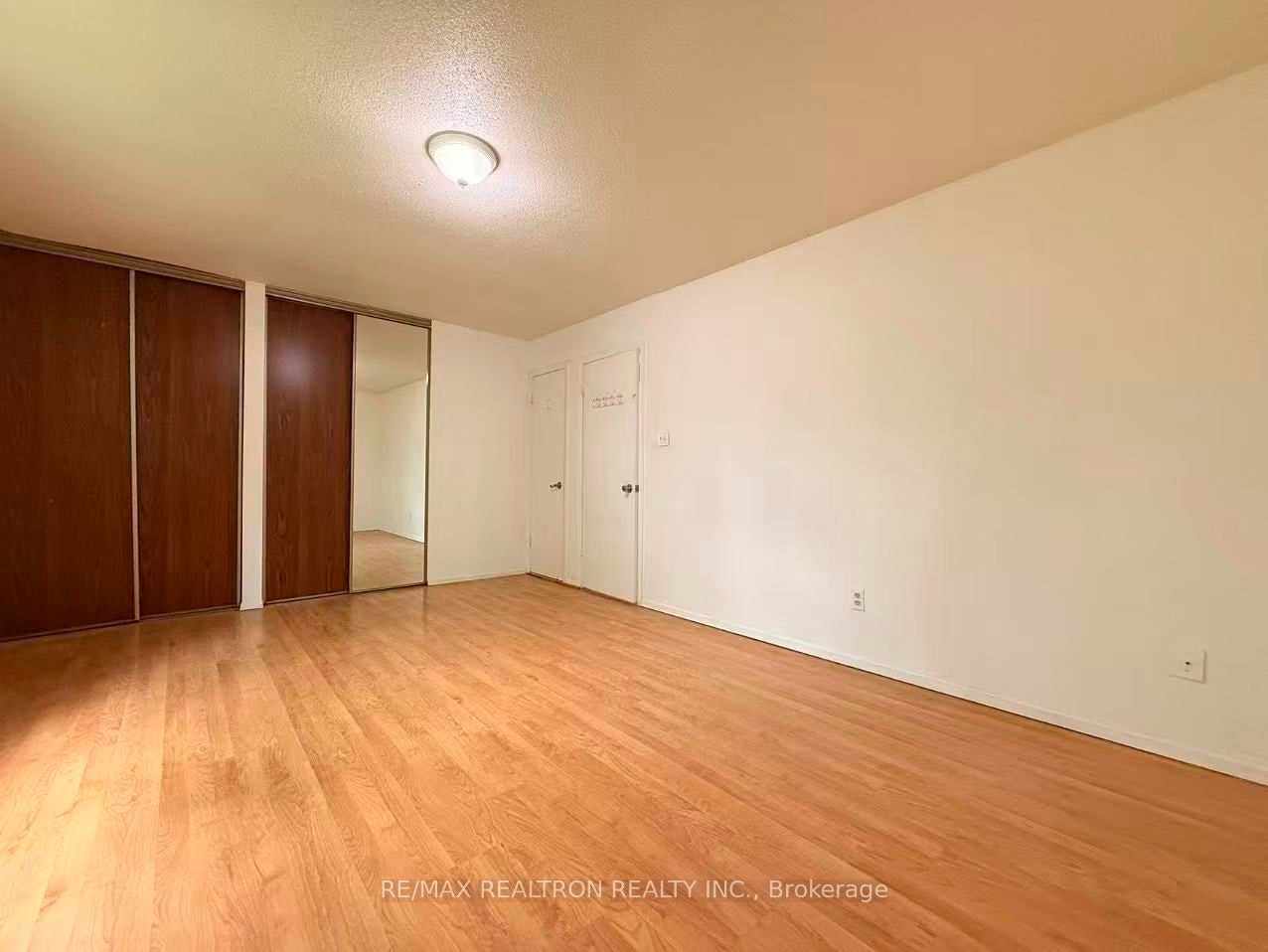 Upper-2 Plum Brook Crescent, Toronto, ON, M1S 3Z8 - 9