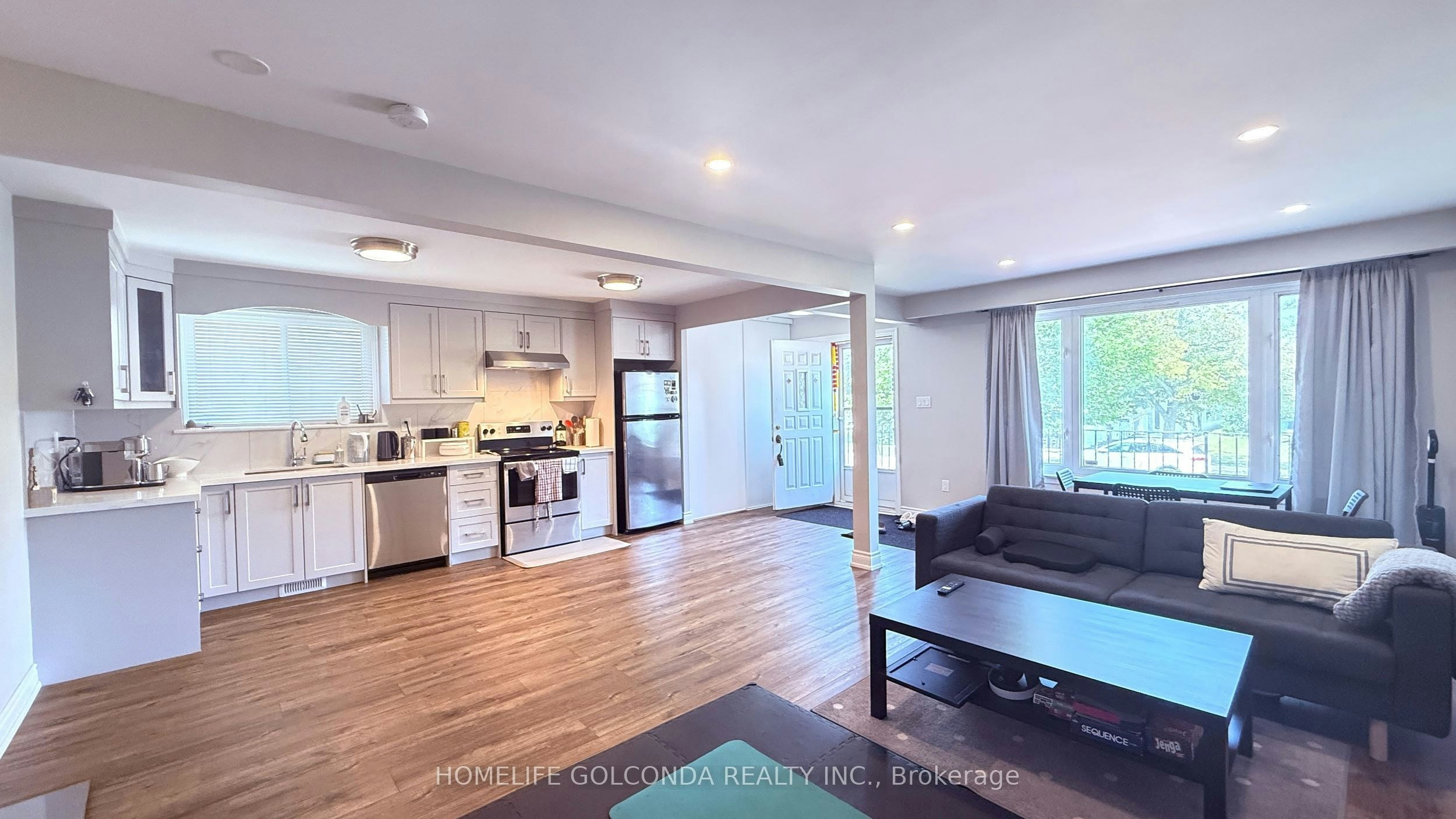 30 Heatherside Main Fl Drive, Toronto, ON, M1W 1T7