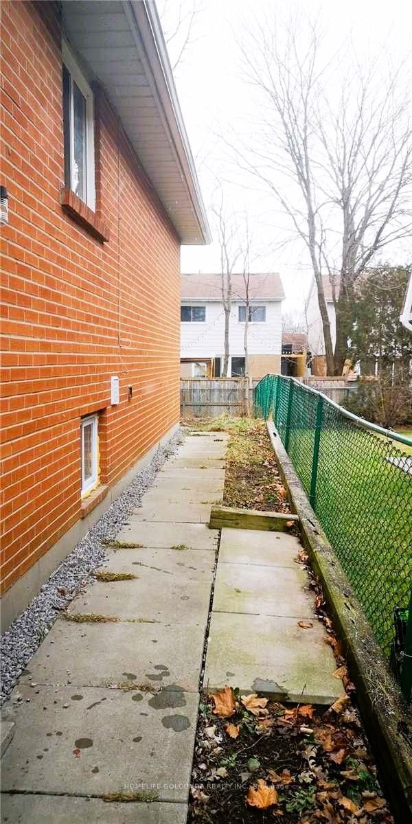 30 Heatherside Main Fl Drive, Toronto, ON, M1W 1T7 - 14