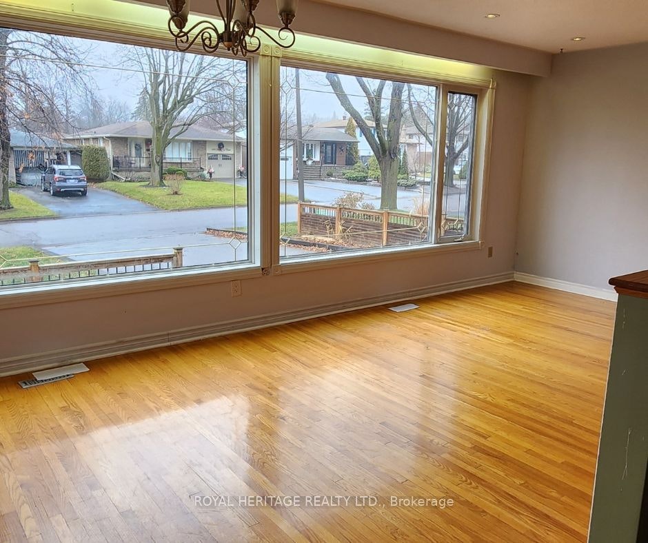 Main-975 Hawthorne Court, Oshawa, ON, L1H 2H4 - 5