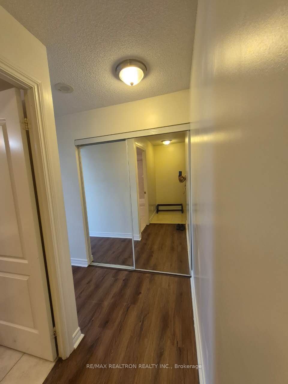 909-60 Town Centre Court, Toronto, ON, M1P 0B1 - 14