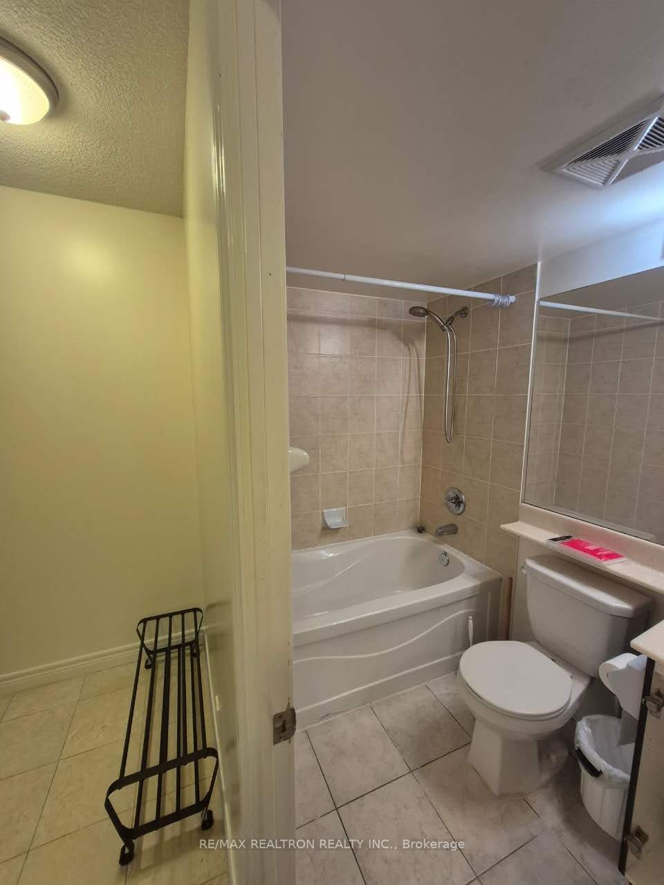 909-60 Town Centre Court, Toronto, ON, M1P 0B1 - 13