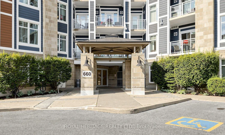 215-660 Gordon Street