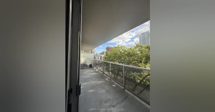 204-151 Village Green Square, Toronto, ON, M1S 0K5 - 12