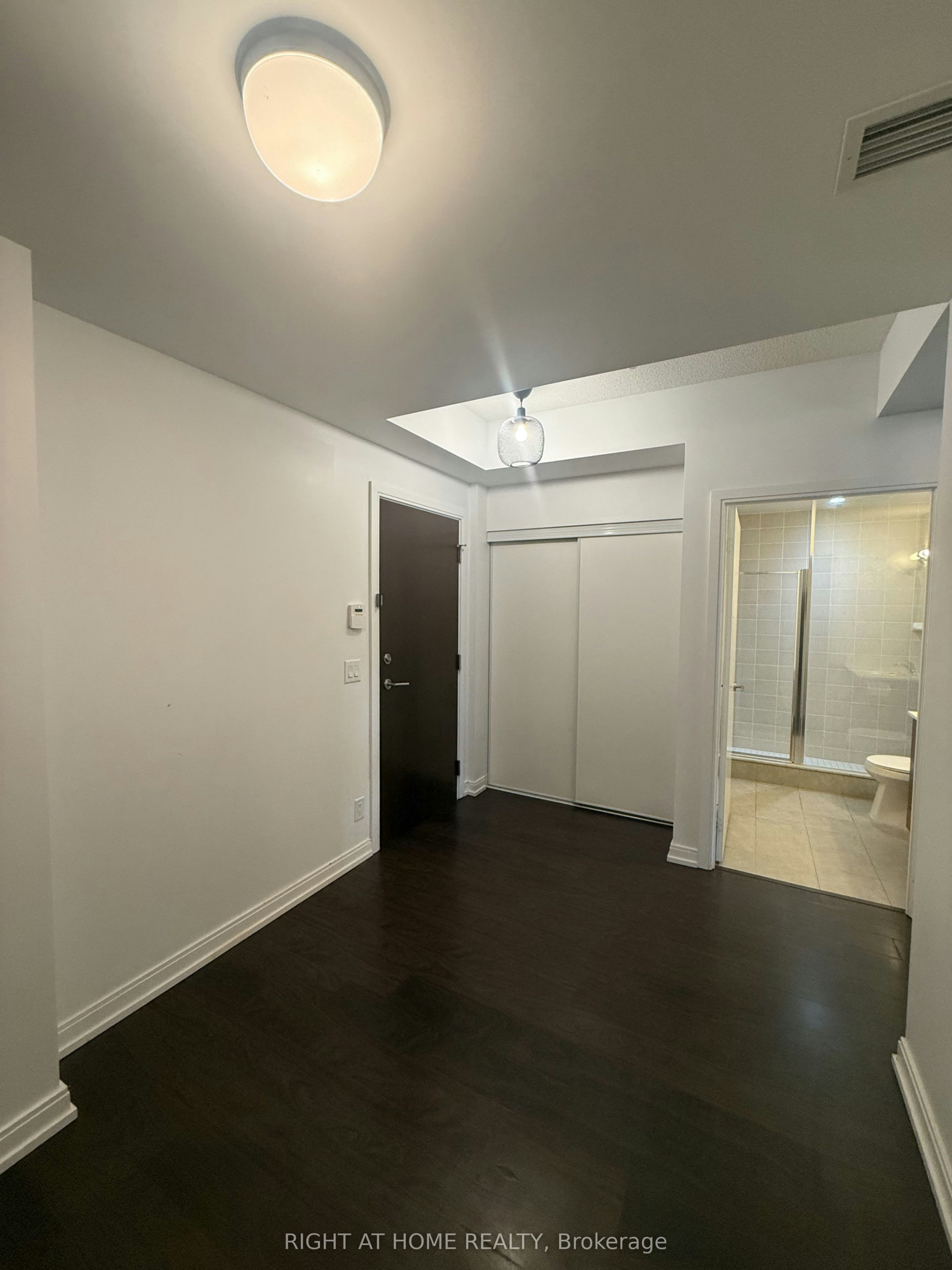 204-151 Village Green Square, Toronto, ON, M1S 0K5 - 9