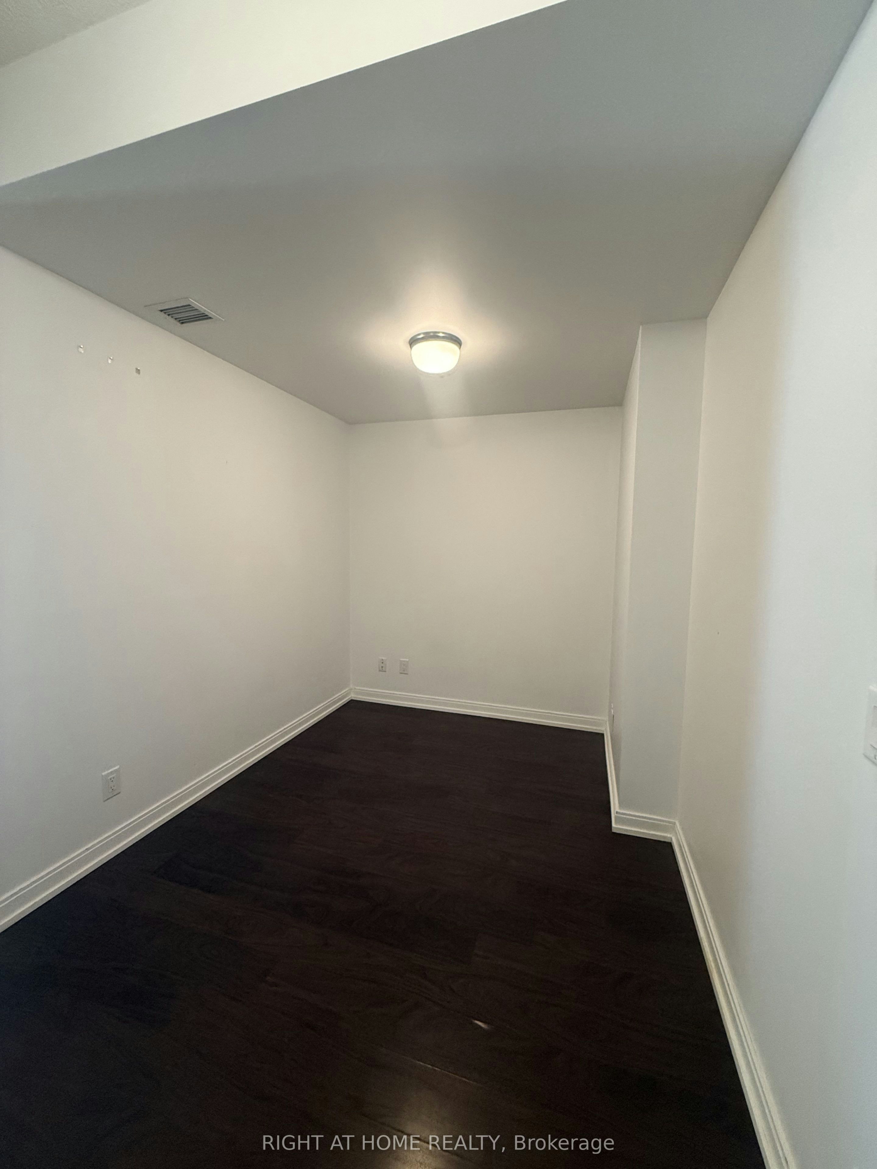 204-151 Village Green Square, Toronto, ON, M1S 0K5 - 10
