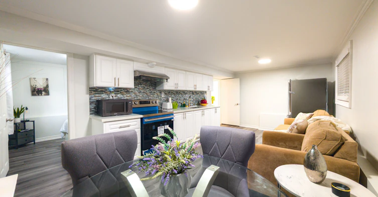 Bsmt-71 Cherry Blossom Crescent, Clarington, ON, L1E 1G6 - 6