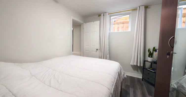 Bsmt-71 Cherry Blossom Crescent, Clarington, ON, L1E 1G6 - 8
