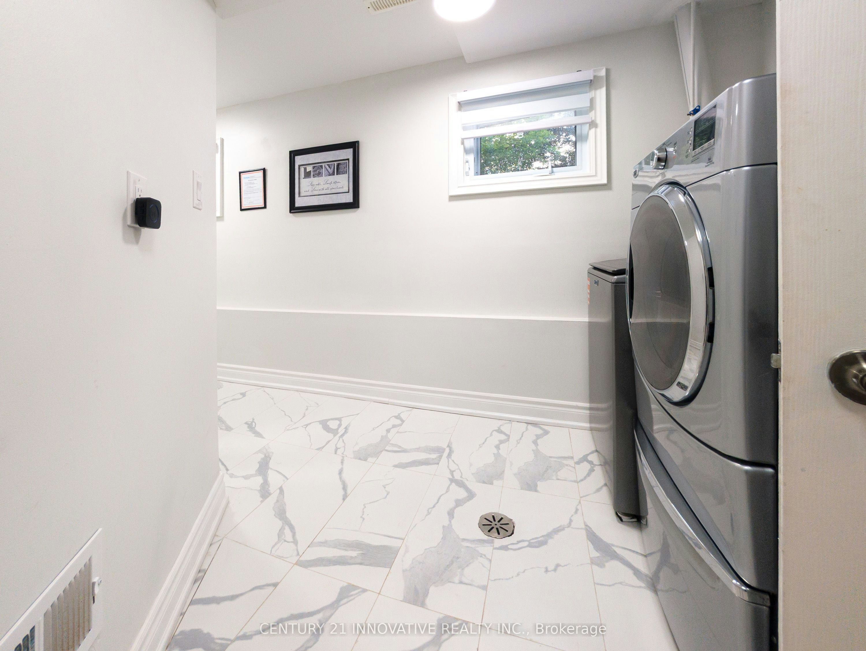 Bsmt-71 Cherry Blossom Crescent, Clarington, ON, L1E 1G6 - 12
