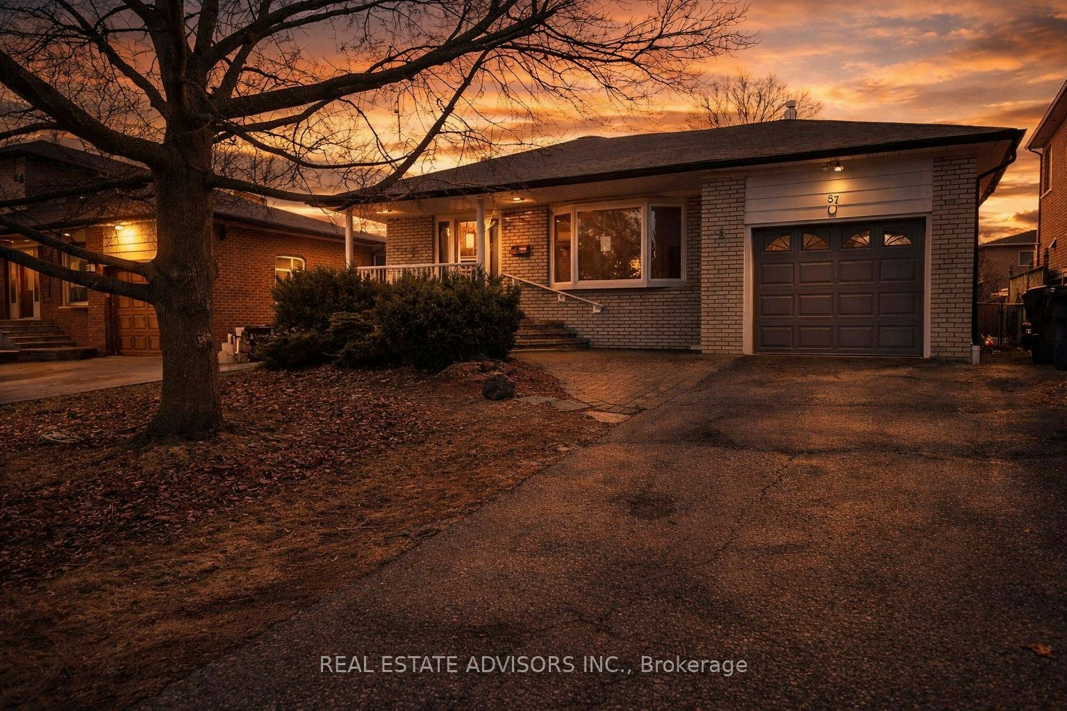 87 Euclid Avenue, Toronto, ON, M1C 1J8
