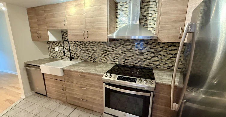 Main Floor-60 Glen Manor Drive, Toronto, ON, M4E 2X2 - 8