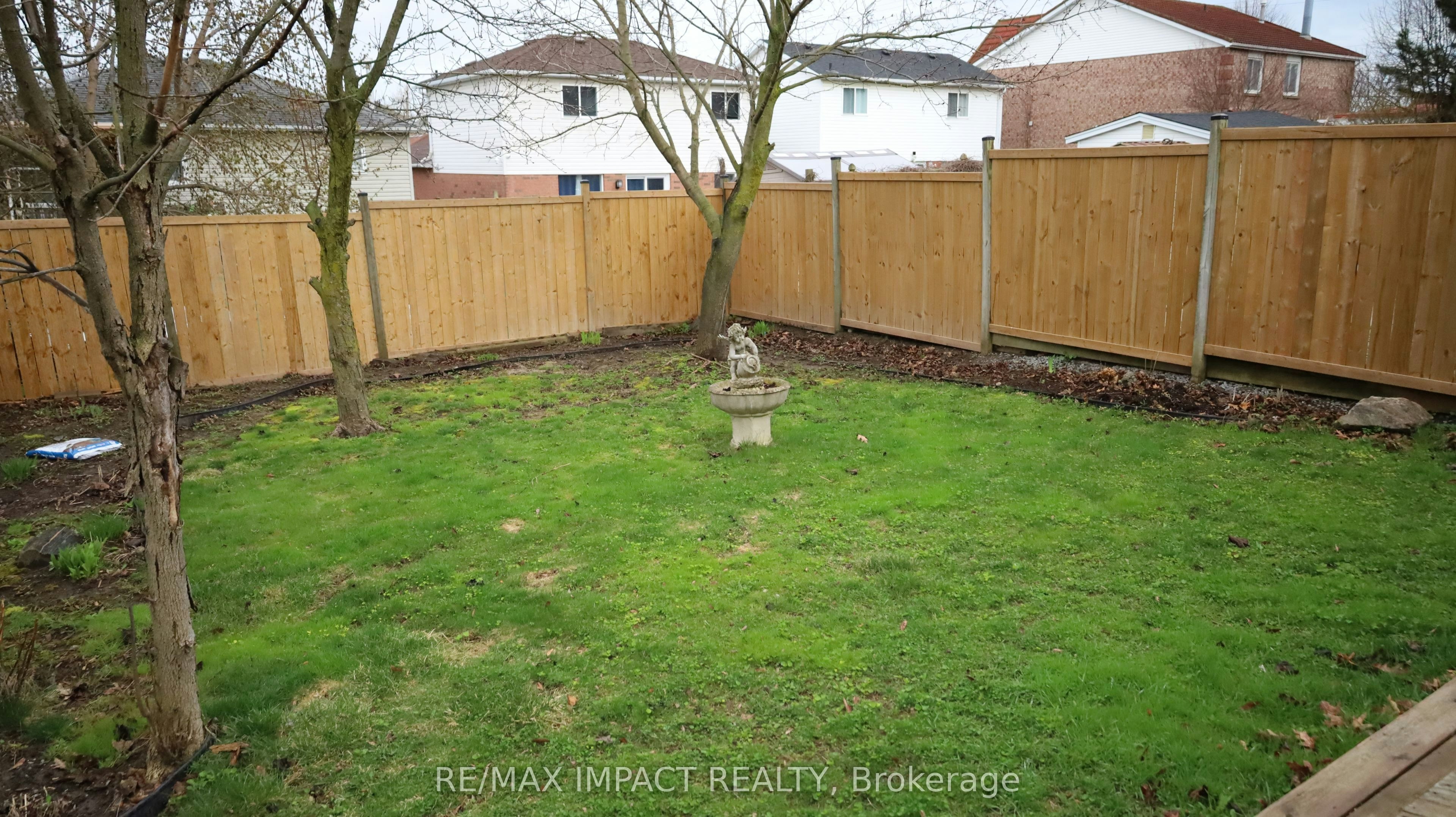 11 Fenwick Avenue, Clarington, ON, L1C 4R6 - 32