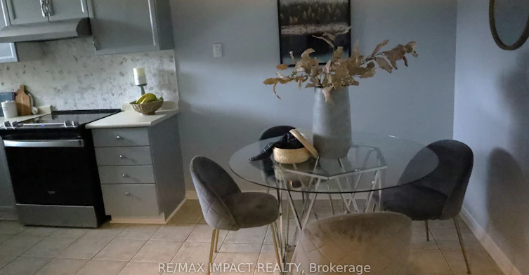 11 Fenwick Avenue, Clarington, ON, L1C 4R6 - 7