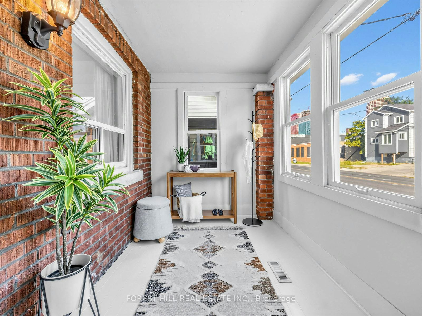 2375 Gerrard Street E, Toronto, ON, M4E 2E7