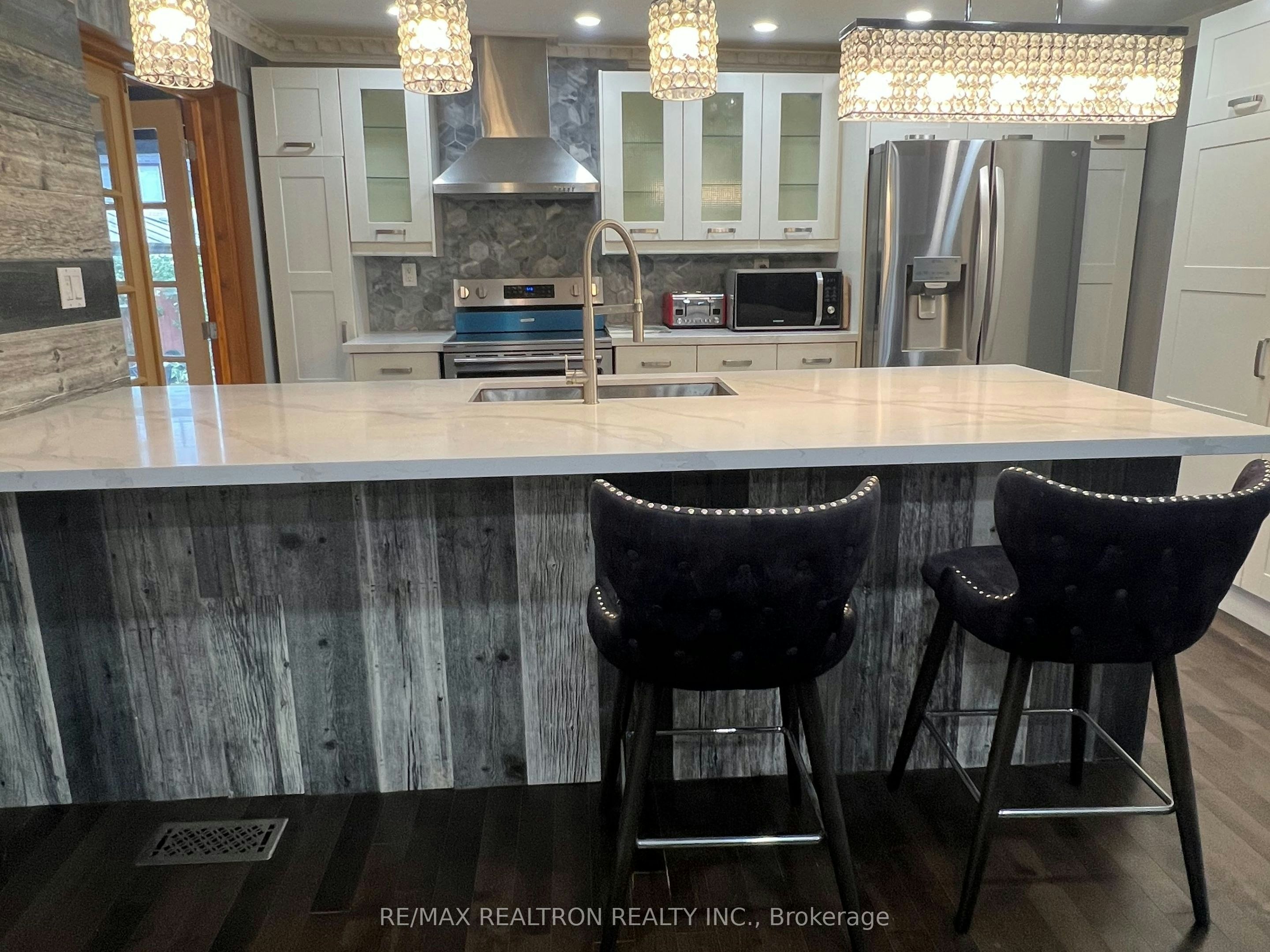 608 West Shore Boulevard, Pickering, ON, L1W 2T8 - 8