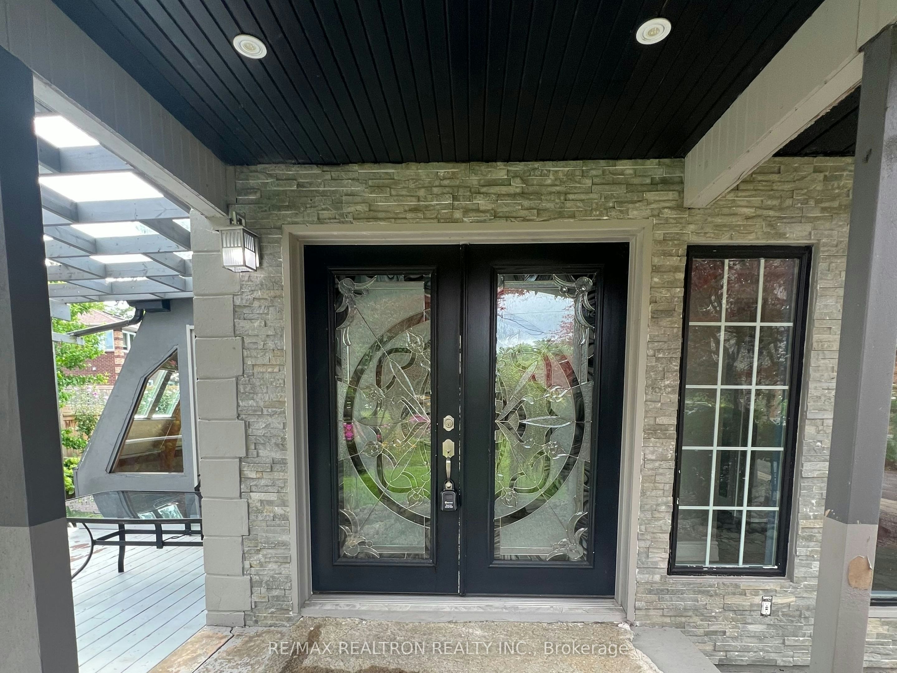 608 West Shore Boulevard, Pickering, ON, L1W 2T8 - 5