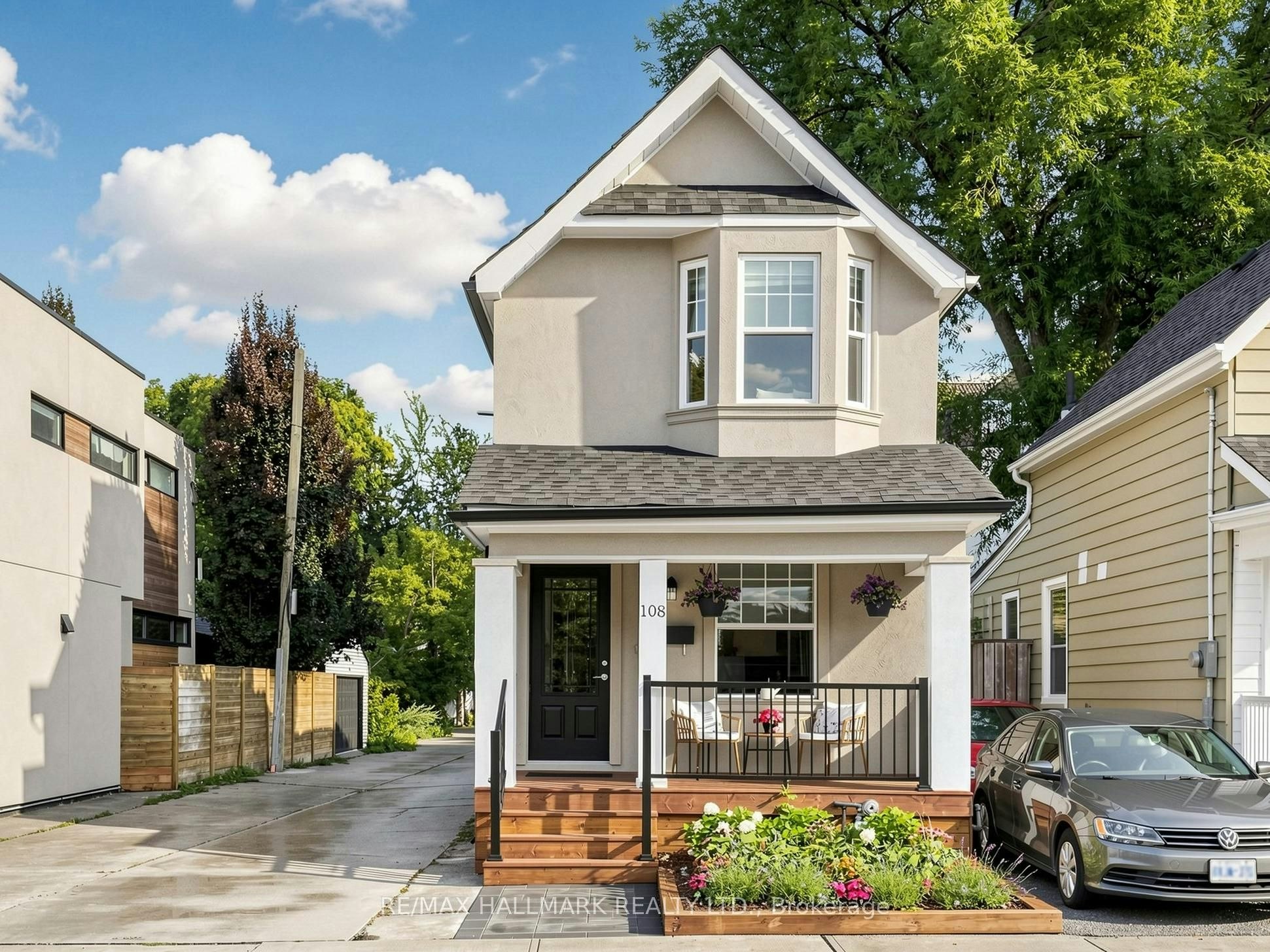 108 Knox Avenue, Toronto, ON, M4L 2P2