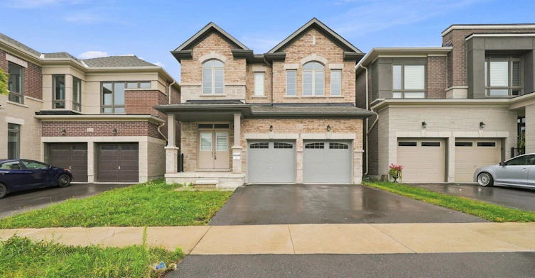 2136 Coppermine Street, Oshawa, ON, L1L 0T1 - 2