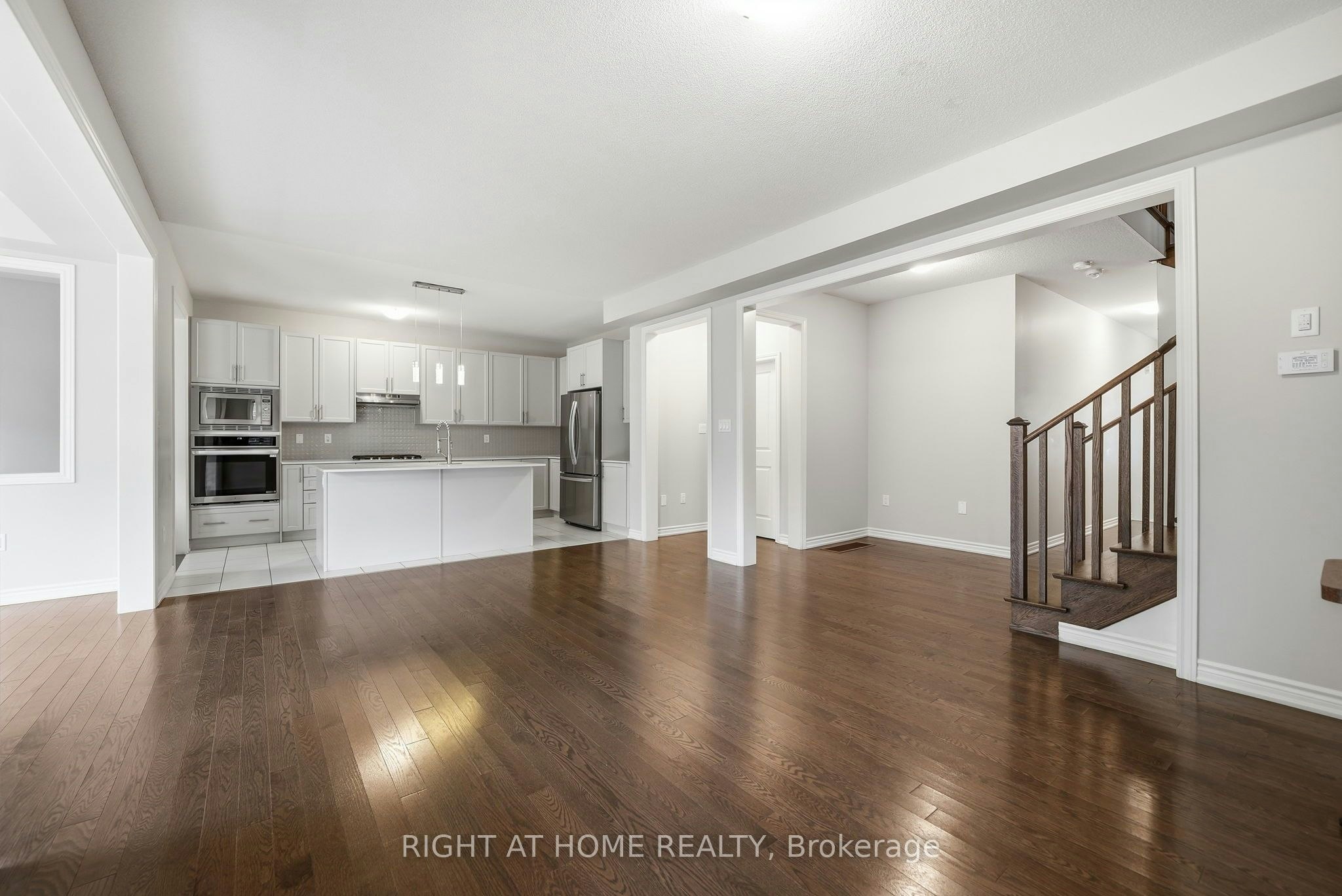 2136 Coppermine Street, Oshawa, ON, L1L 0T1 - 43
