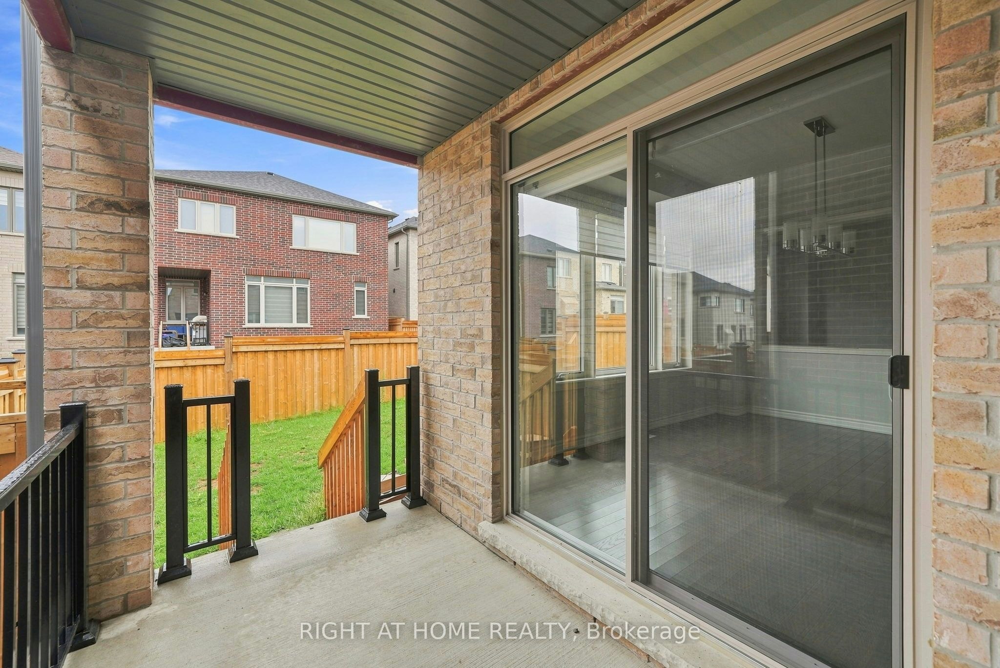 2136 Coppermine Street, Oshawa, ON, L1L 0T1 - 47
