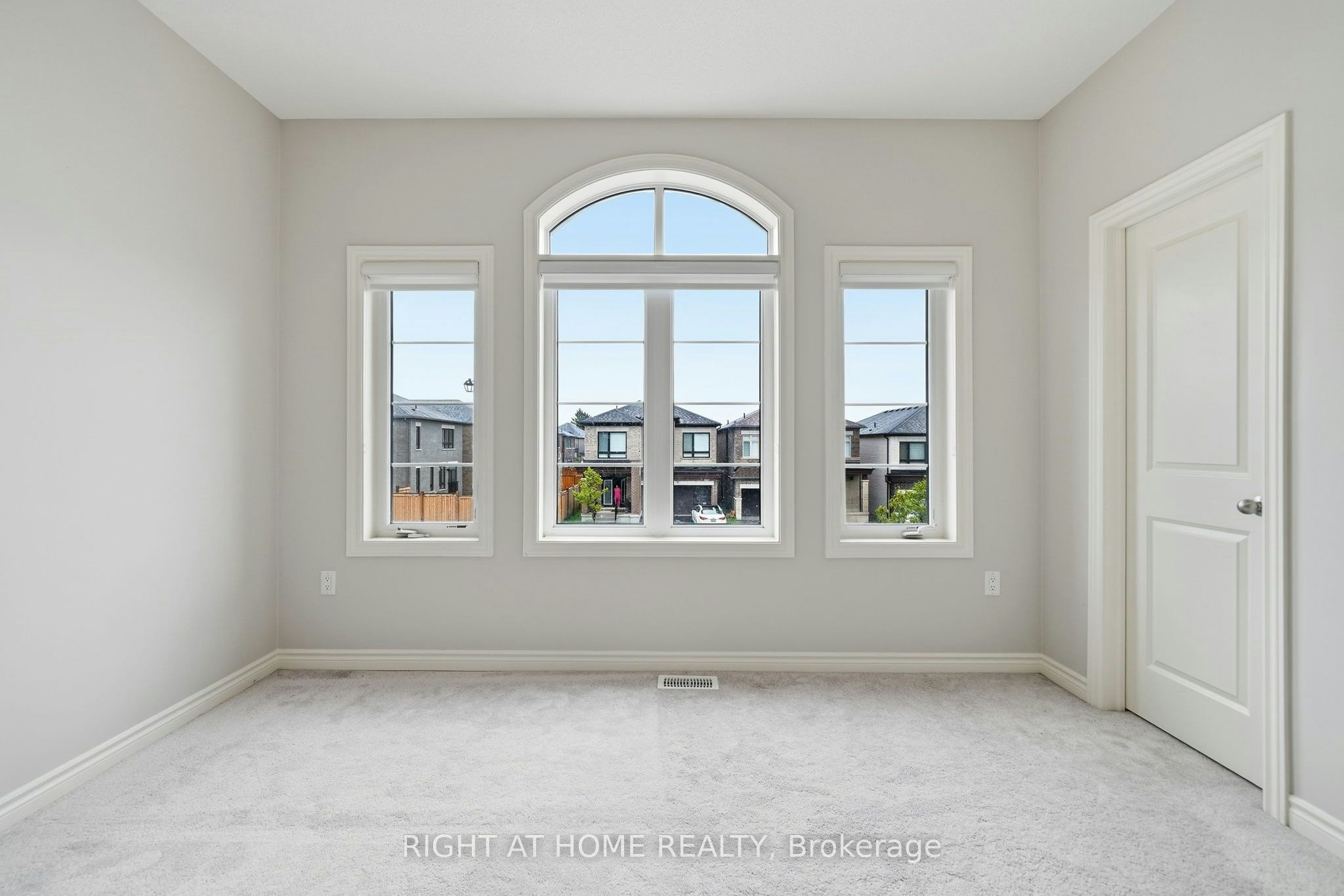 2136 Coppermine Street, Oshawa, ON, L1L 0T1 - 23