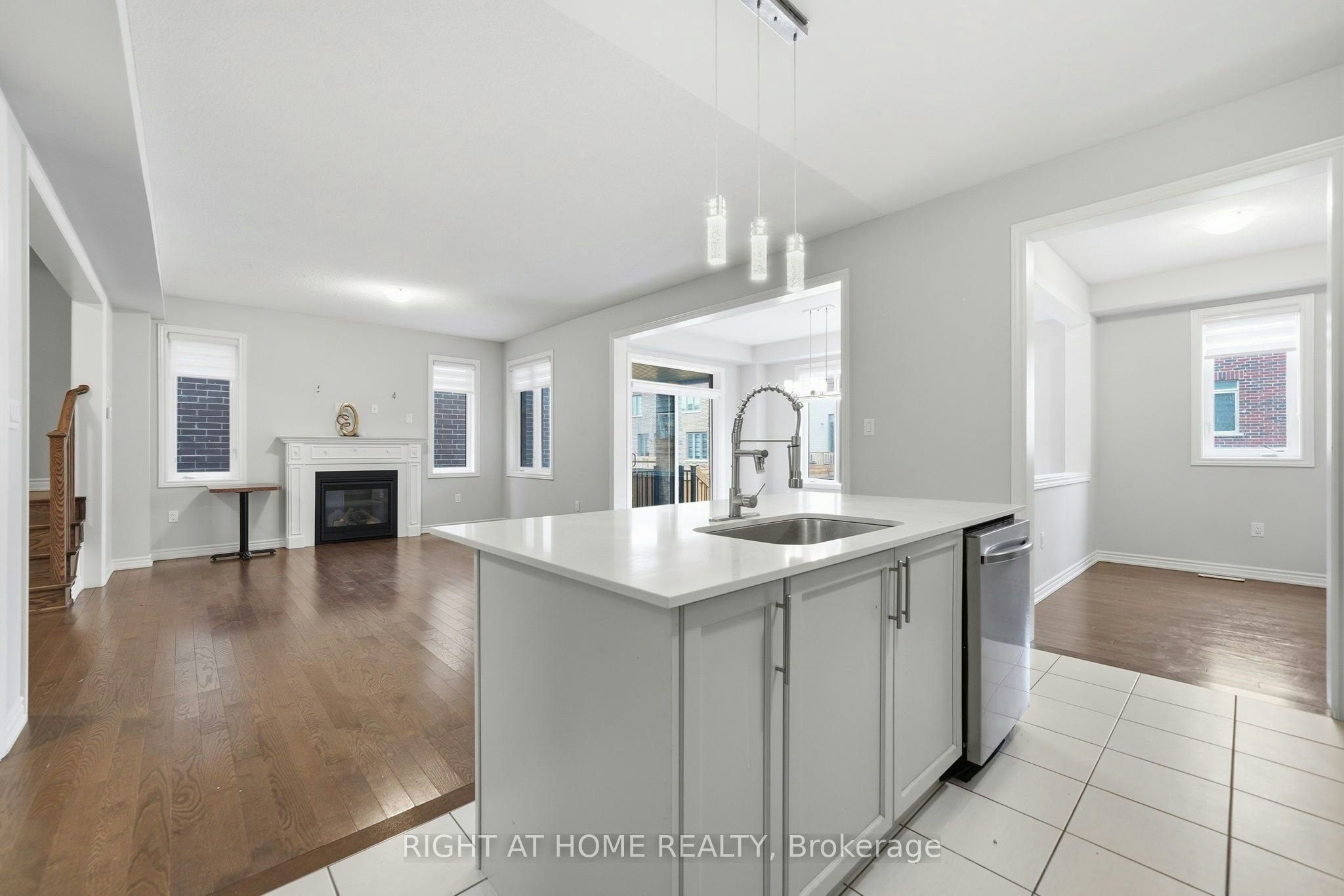 2136 Coppermine Street, Oshawa, ON, L1L 0T1 - 14