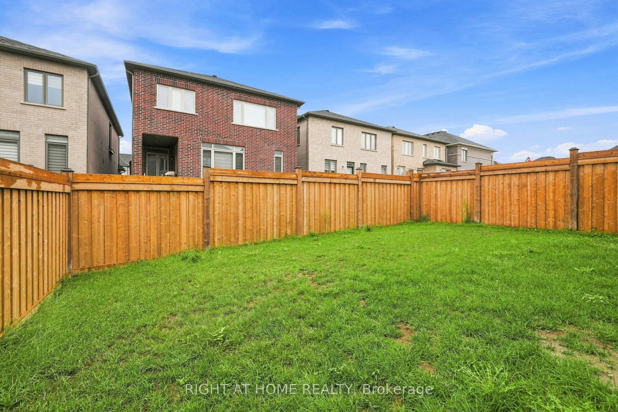 2136 Coppermine Street, Oshawa, ON, L1L 0T1 - 44