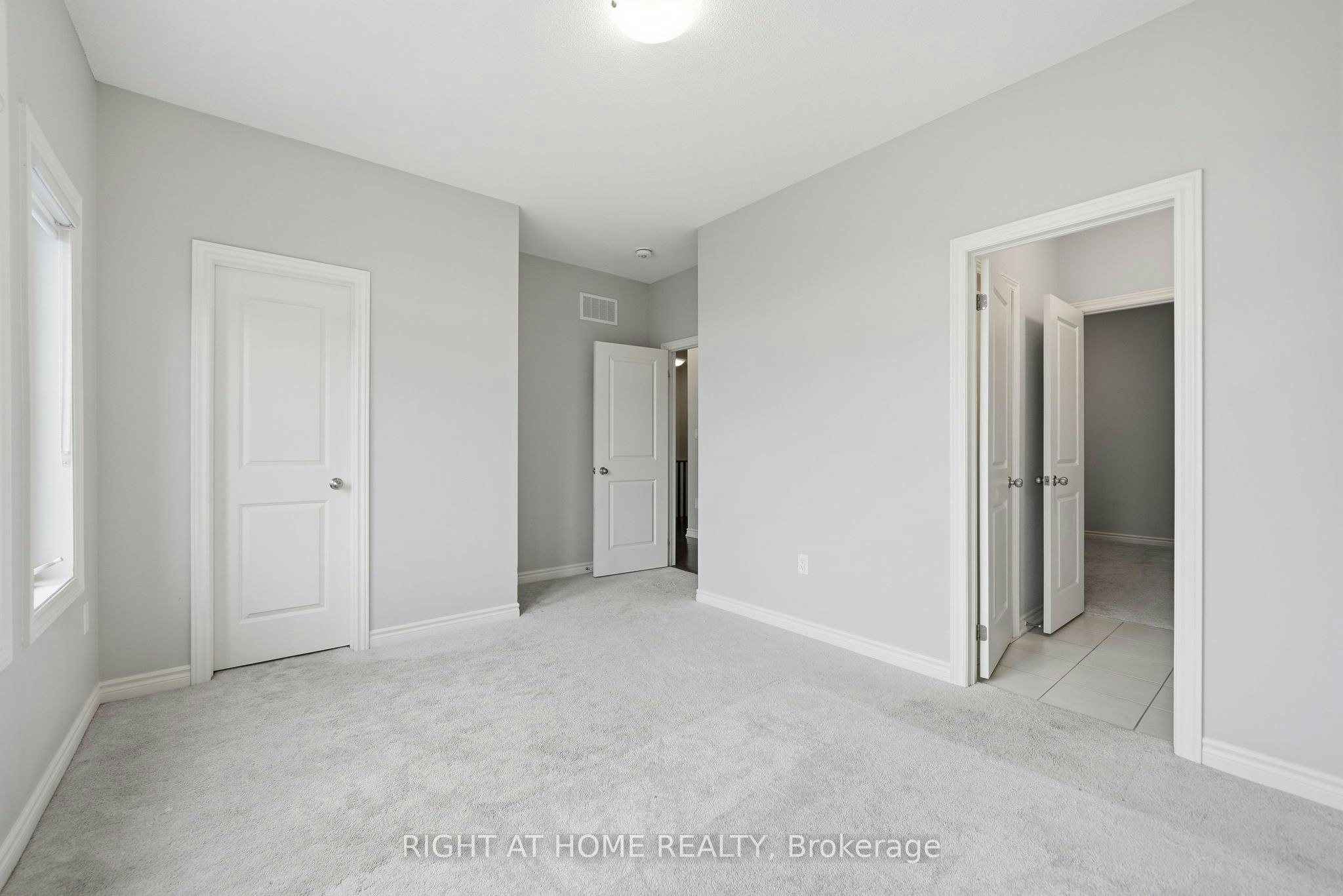 2136 Coppermine Street, Oshawa, ON, L1L 0T1 - 25